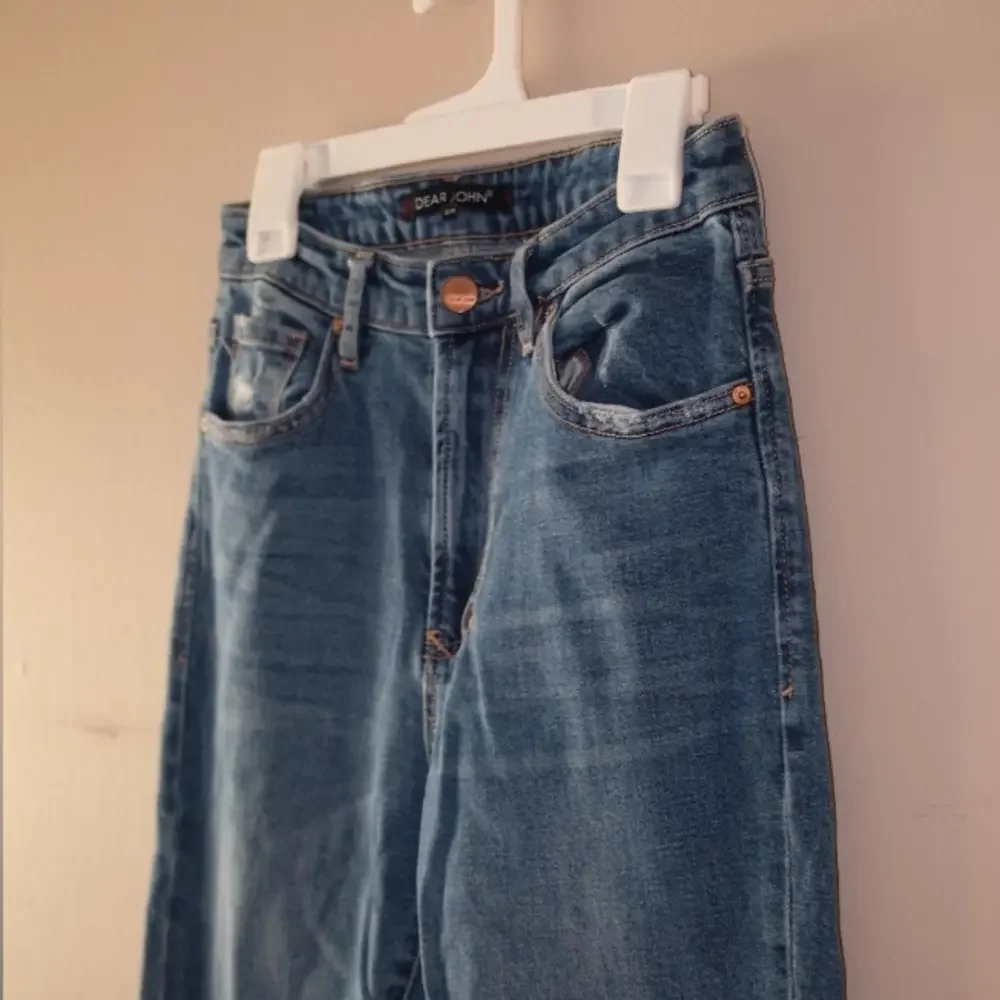Dear John Denim Crop Jean in Blue - Picture 4 of 5